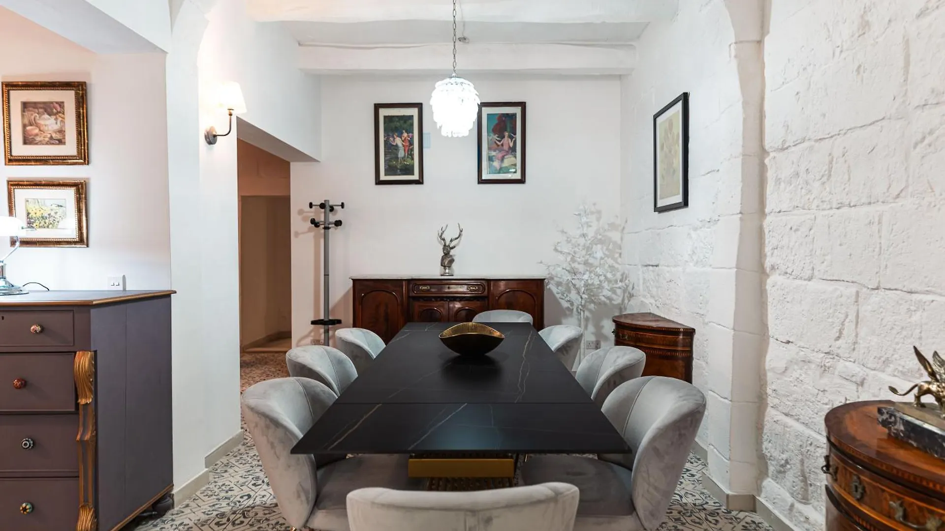 Suite 8 At Palazzo Seraphim Boutique Living In St Julians Saint Julian's 马耳他